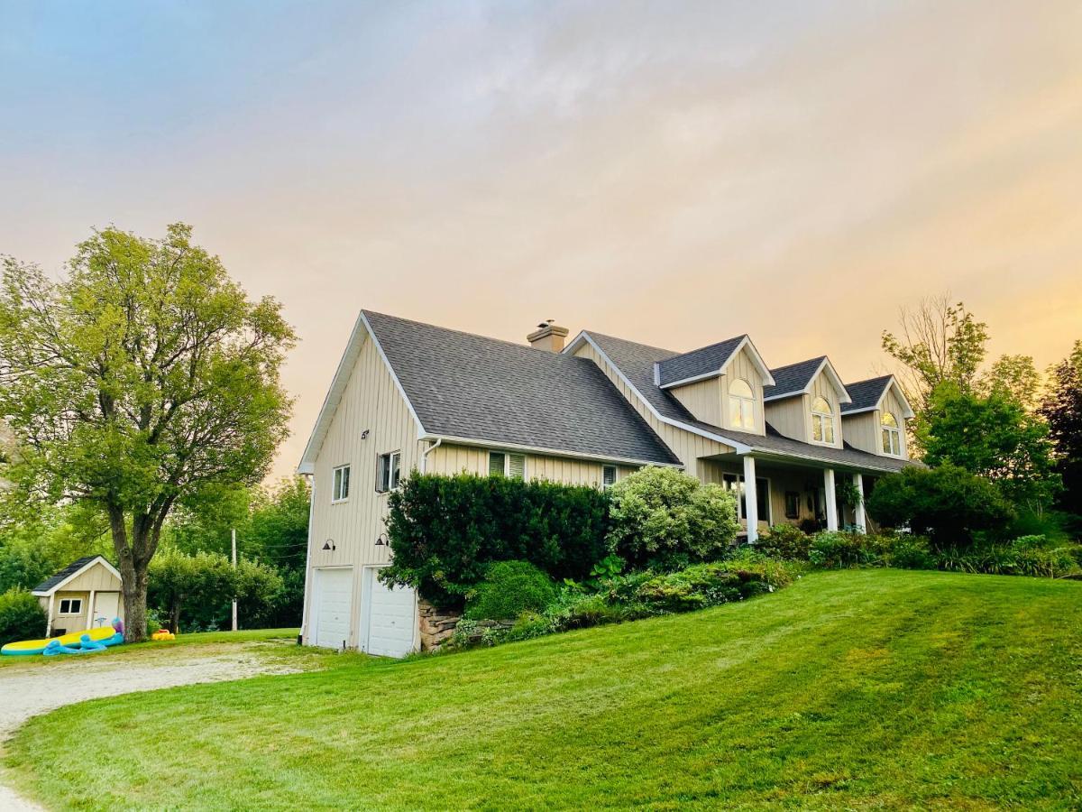 The Glen Huron Inn Duntroon Экстерьер фото