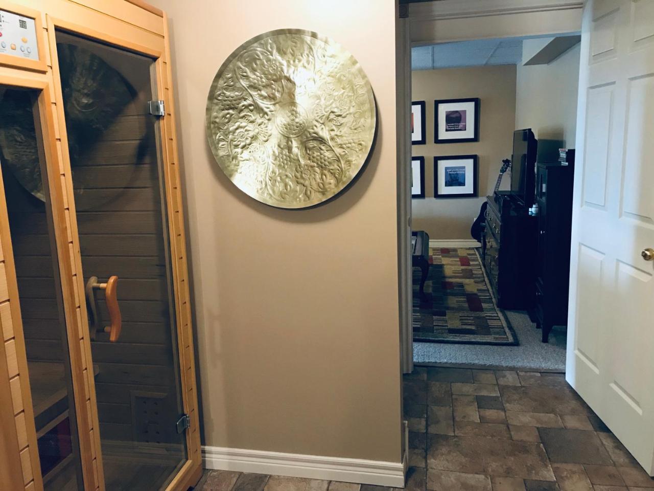 The Glen Huron Inn Duntroon Экстерьер фото